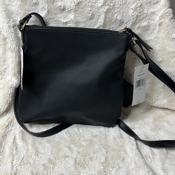 Tommy Hilfiger black crossbody with gold detail. Pouch card holder included - Picture 5 of 12